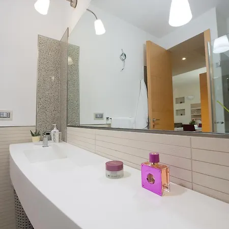 La Giudecca By Vale * 加利波利