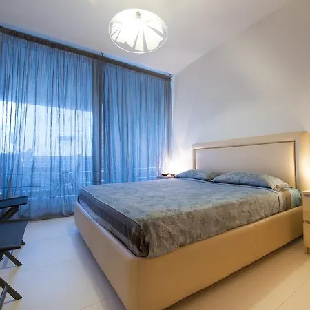 公寓 La Giudecca By Vale 加利波利